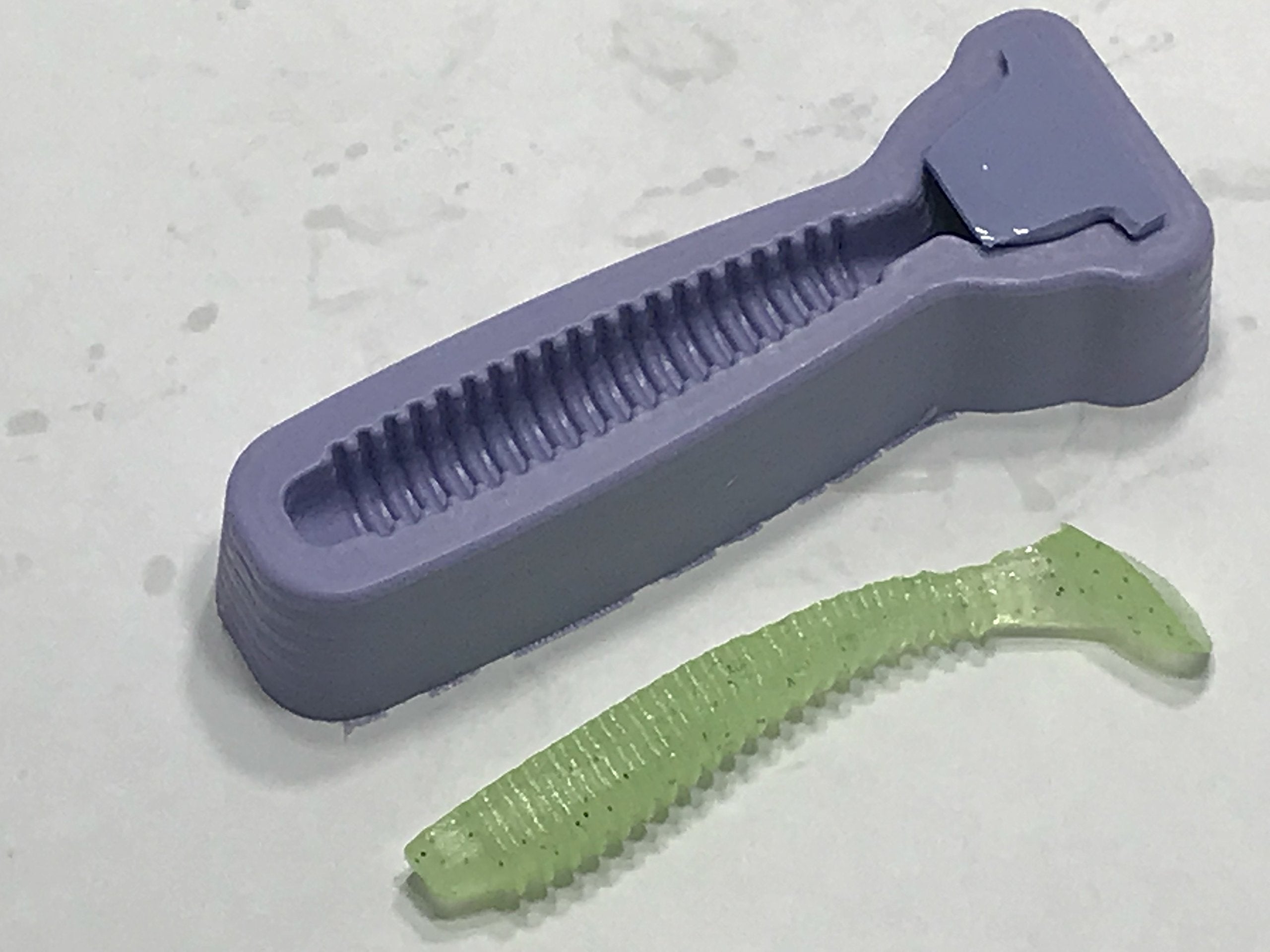 FusionX Swim Stick mold with 3-1/2-inch ribbed body for lifelike tail action.