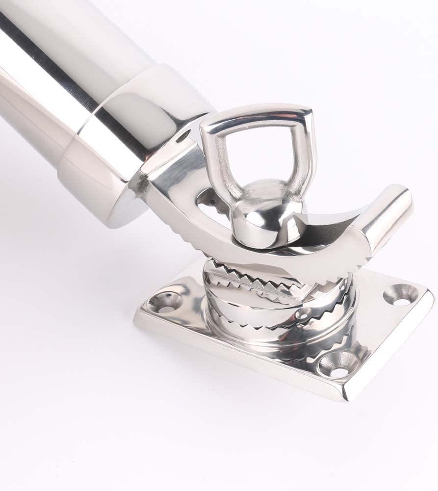 FUTURUP mirror-polished surface adds a premium touch and corrosion resistance at sea.