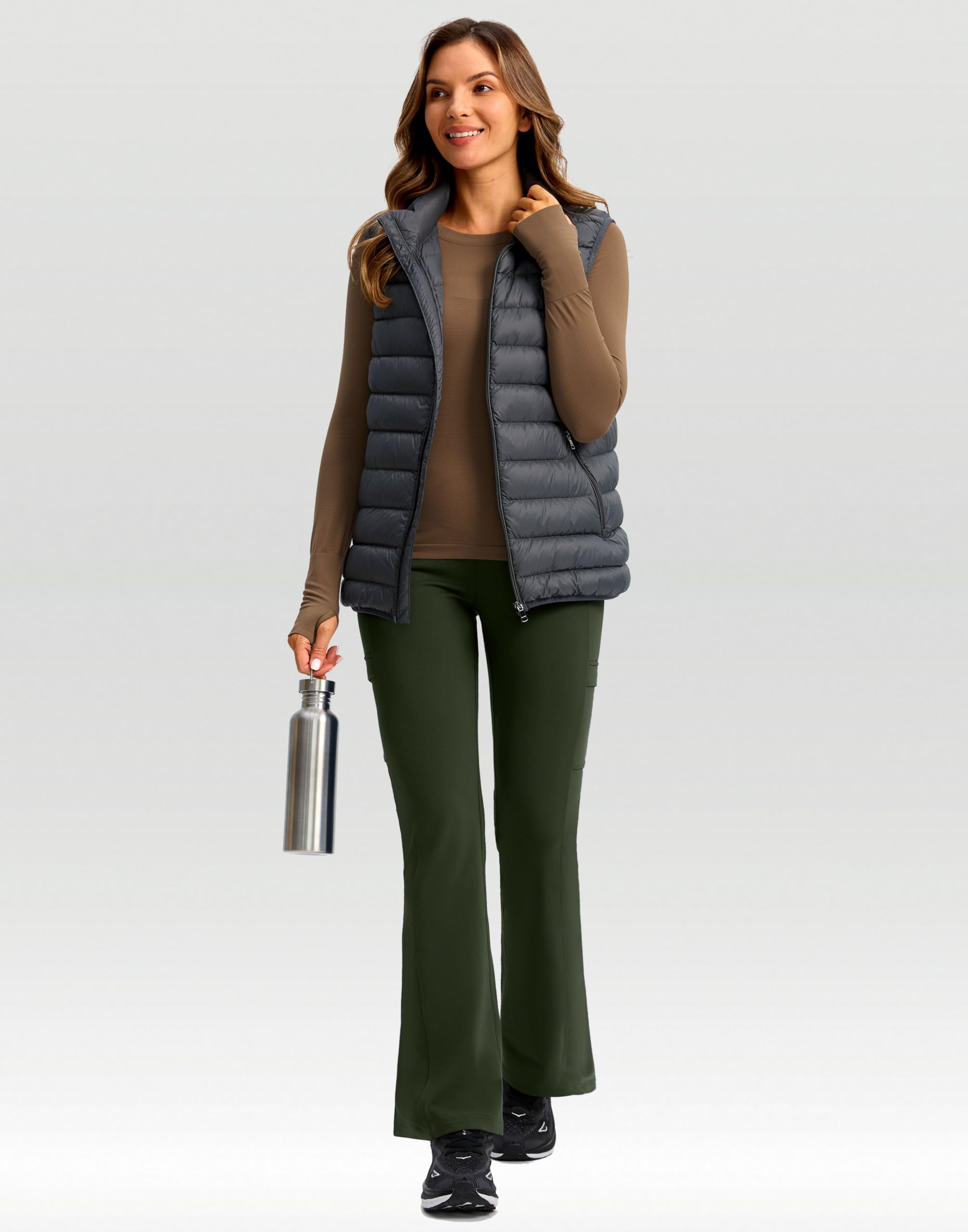 G Gradual olive fleece-lined pants snow hike setup suitable for outdoor activities.