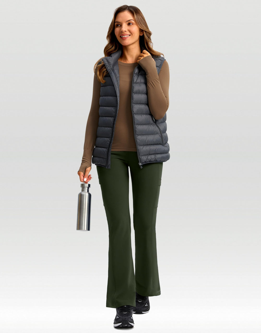 G Gradual olive fleece-lined pants snow hike setup suitable for outdoor activities.