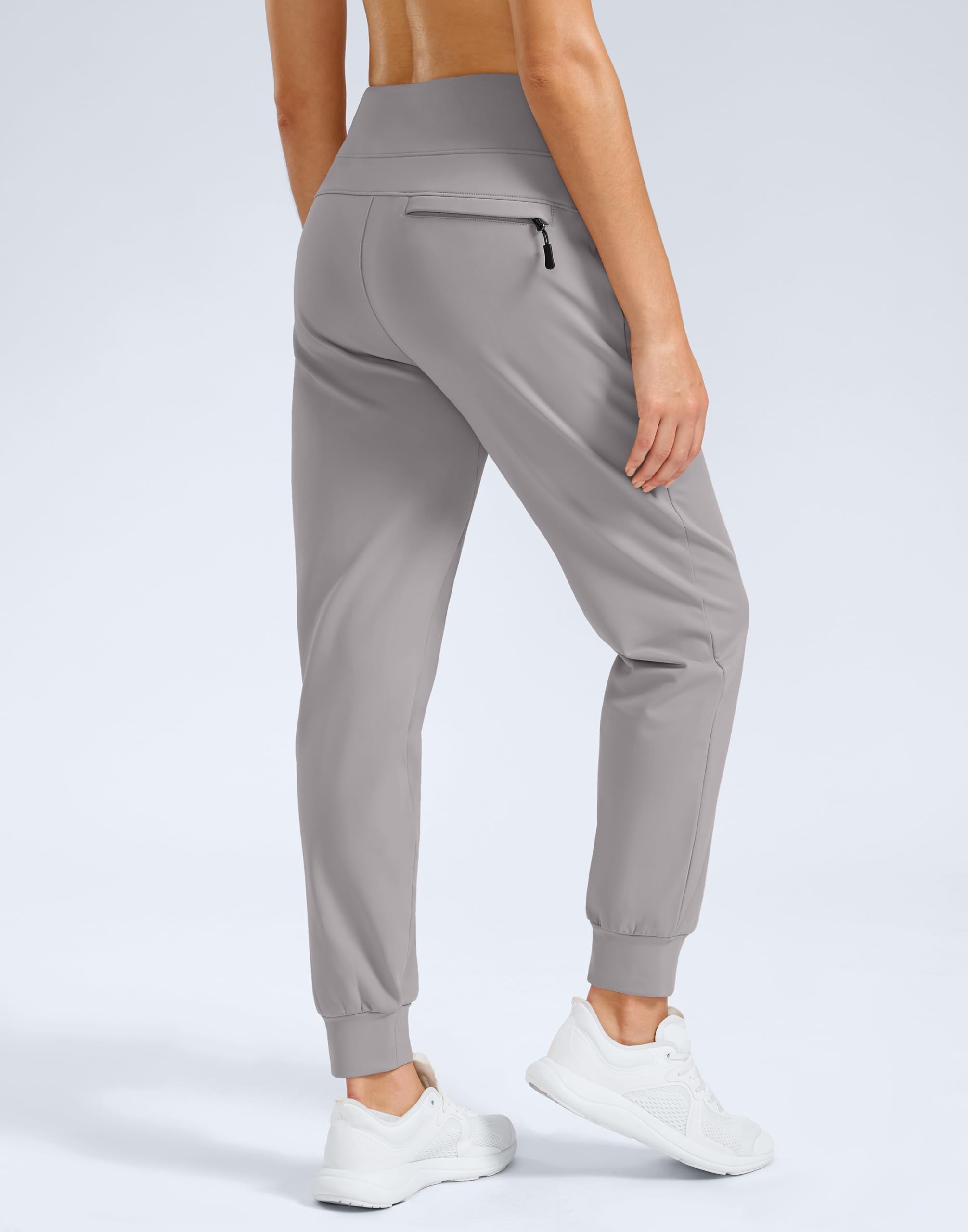 G Gradual women's fleece-lined joggers front view showing cozy winter mobility.