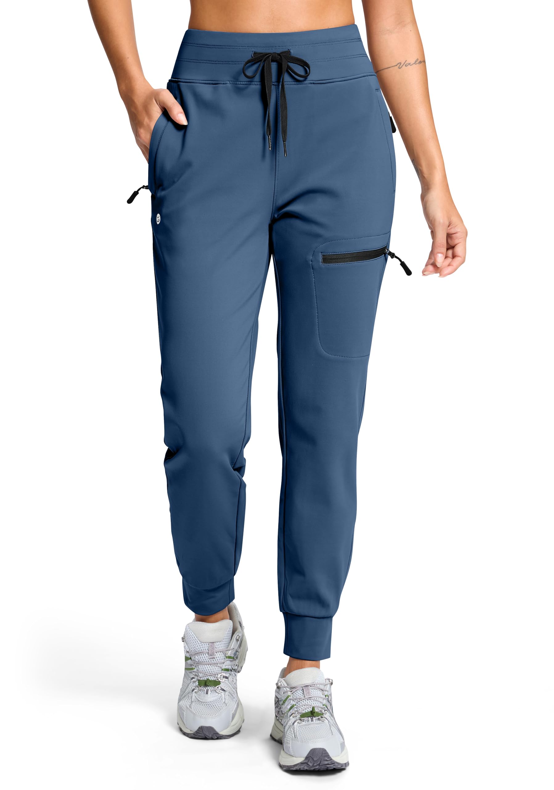 G Gradual women's fleece-lined joggers inner fleece offers warm comfort in cold weather.