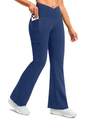 G Gradual fleece-lined pants in blue show water resistance for snowy commutes.