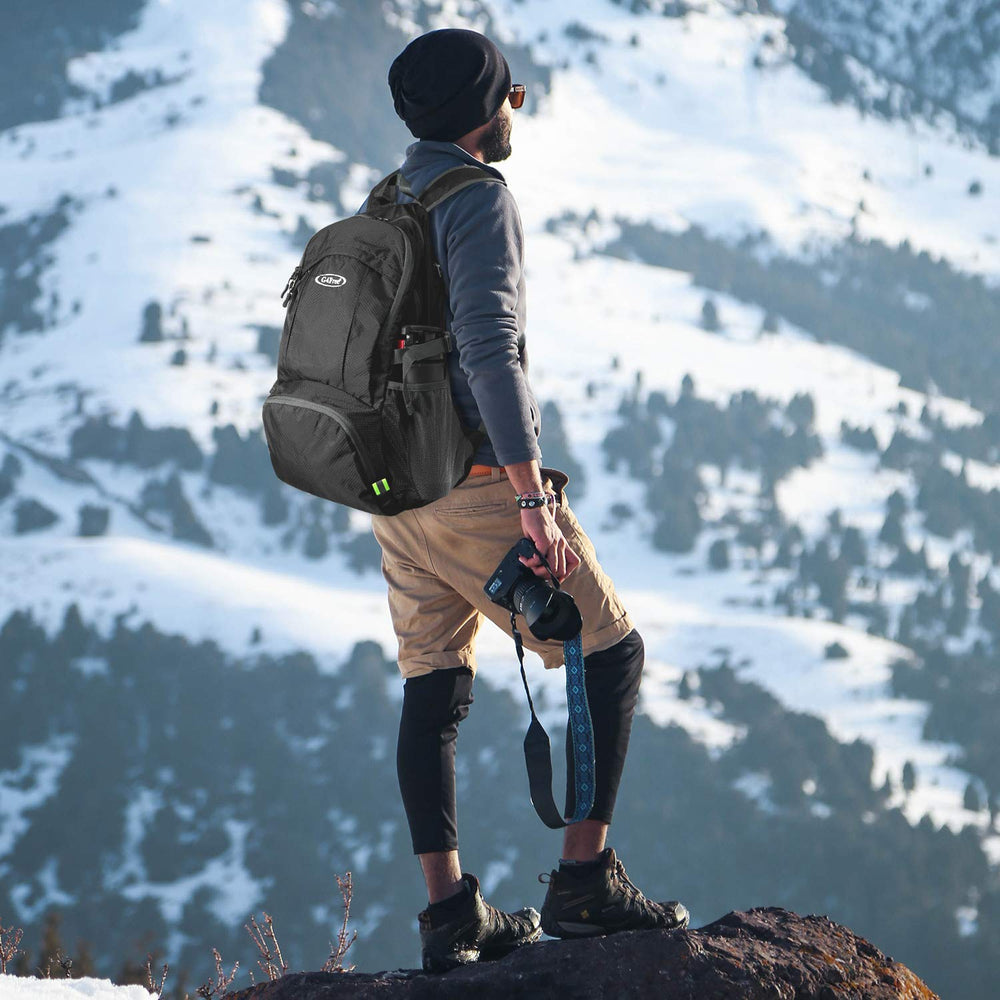 G4Free two-way SBS zippers ensure secure closure during adventures