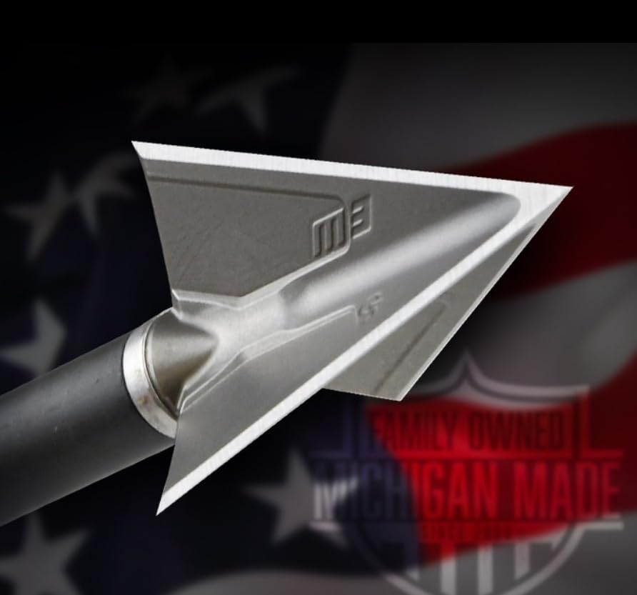 G5 Montec M3 stainless steel construction delivers durable edges for dependable hunting.