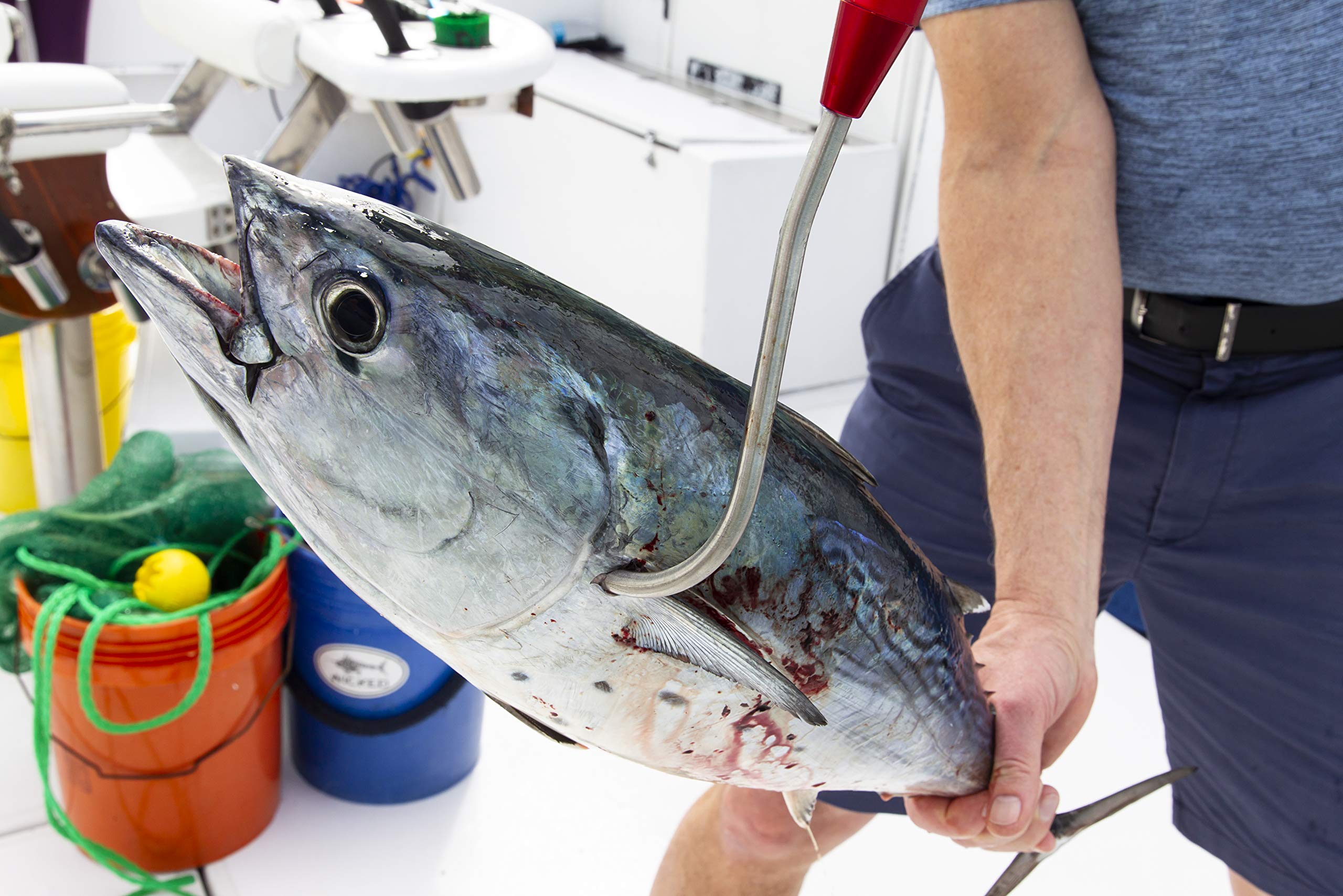GAFFER SPORTFISHING foam grips provide non-slip ergonomic control