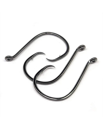 Close-up of Gamakatsu 221311 red octopus circle hook highlighting sharp point