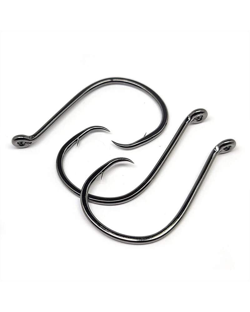 Close-up of Gamakatsu 221311 red octopus circle hook highlighting sharp point