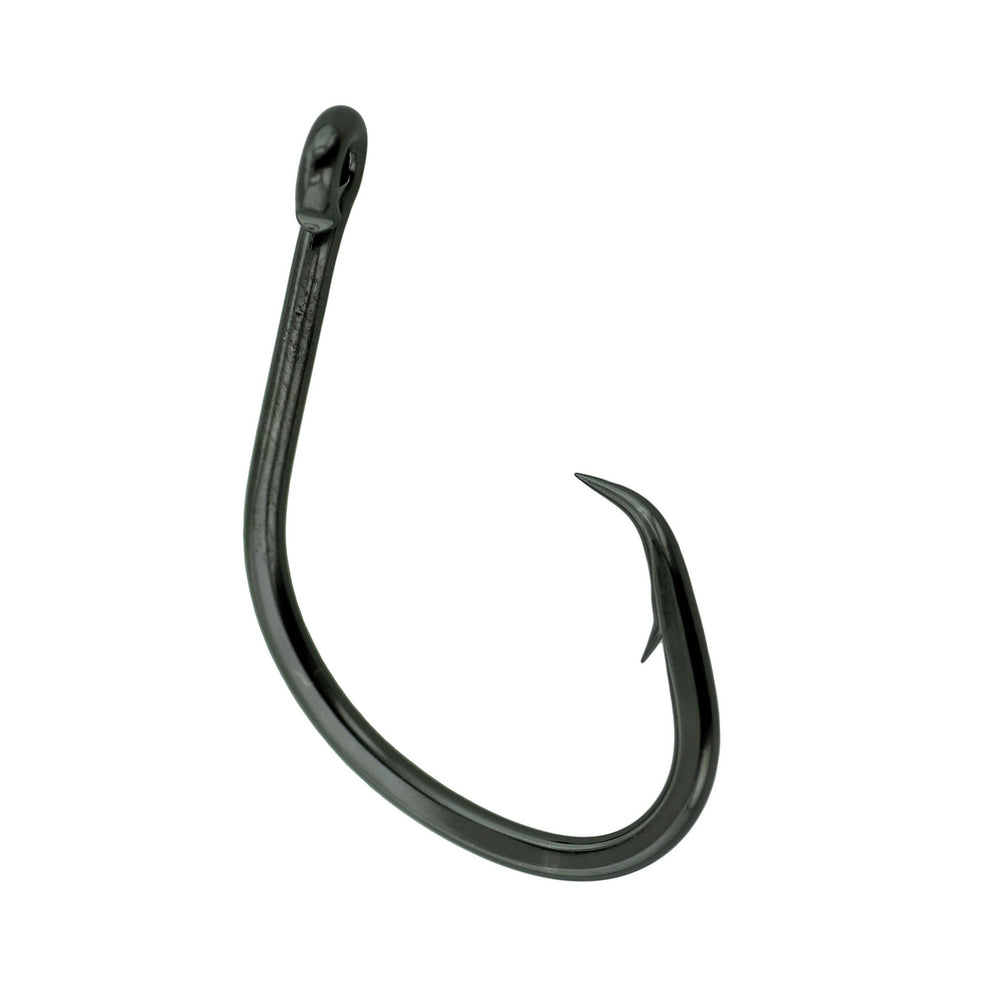 Gamakatsu Nautilus Circle Hook 3/0 close-up with durable black finish for strong hooksets