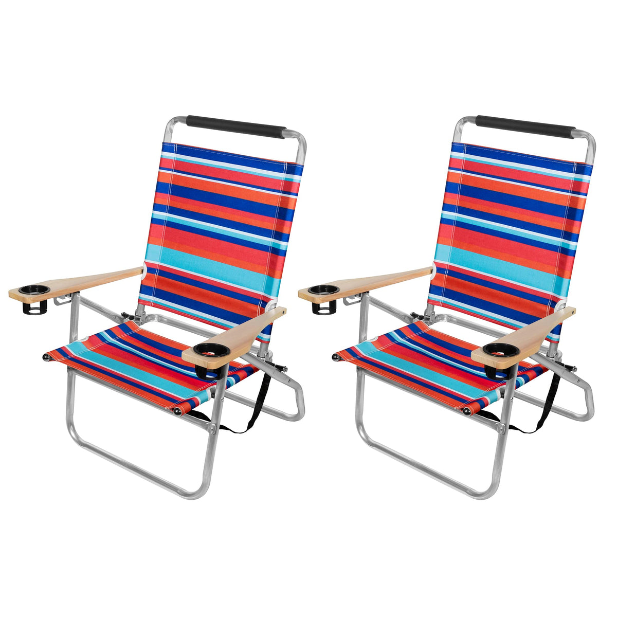 Garden Elements foldable beach chairs with reclining backrests for comfortable outdoor seating.