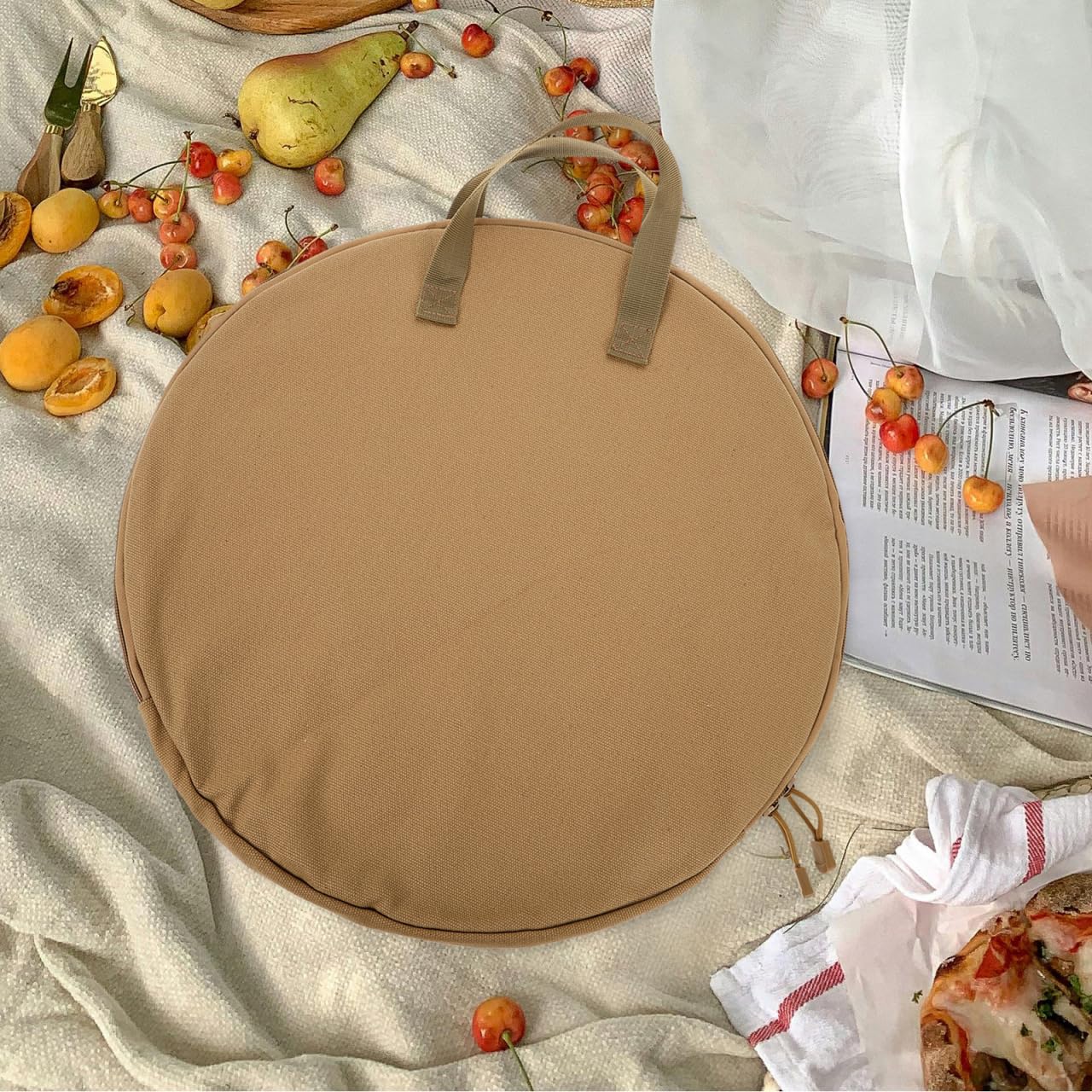 Garneck Oxford cloth storage bag keeps tools organized and ready for outdoor cooking.