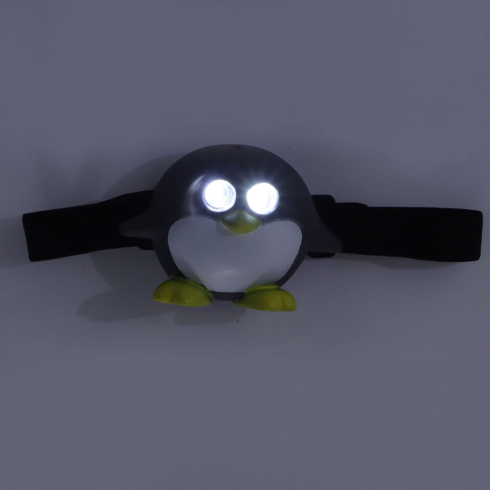 Garosa penguin design close-up highlights kid-friendly materials.