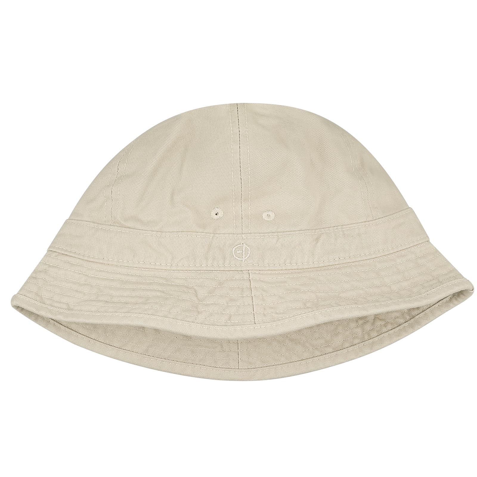 Model wearing Clakllie GD69 Beige washed cotton bucket hat