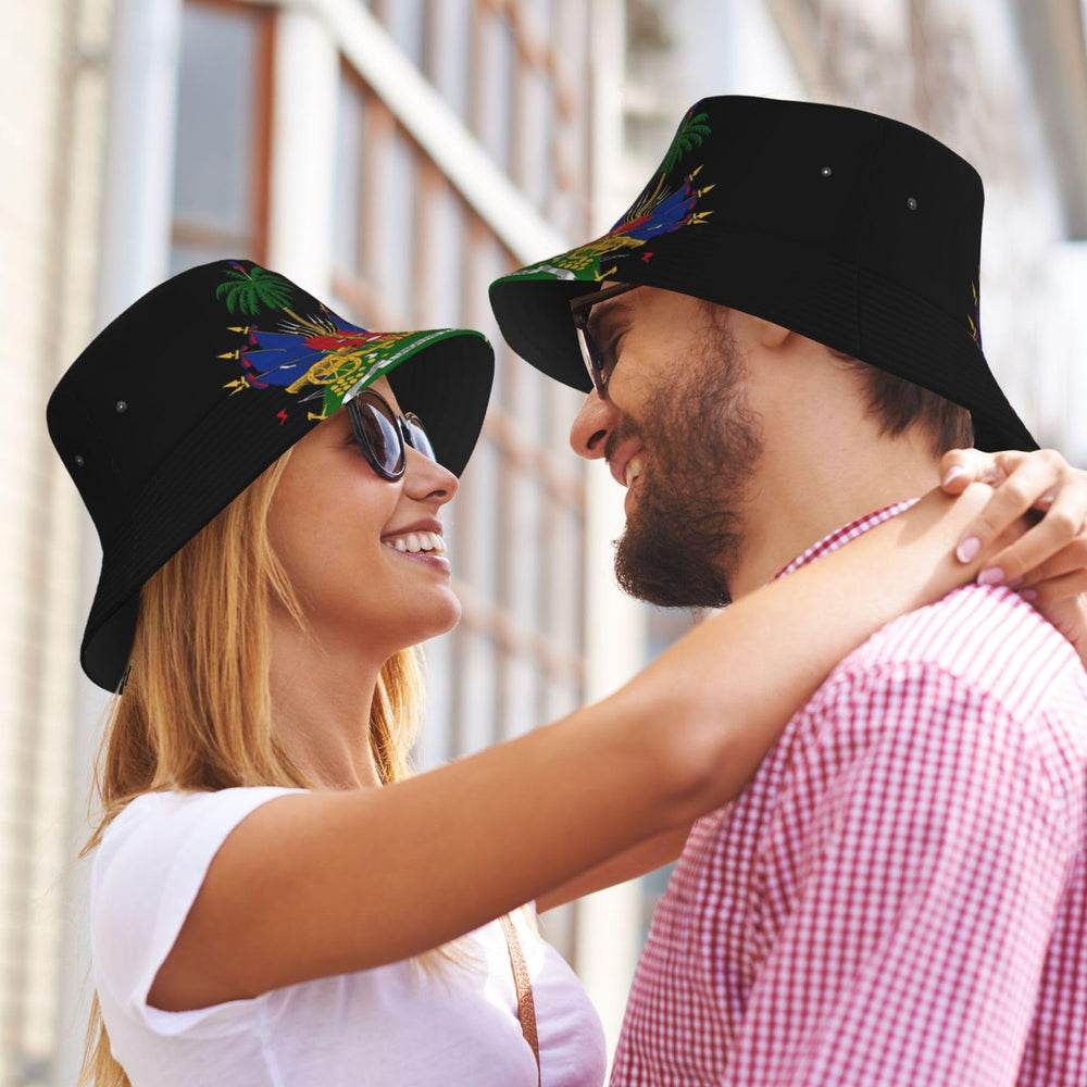 GDUUASB Haiti Flag Hat makes a thoughtful gift for outdoor lovers.