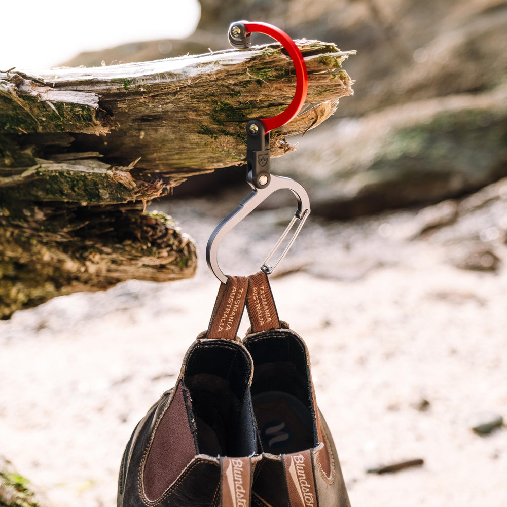GEAR AID HeroClip Medium nests for compact storage