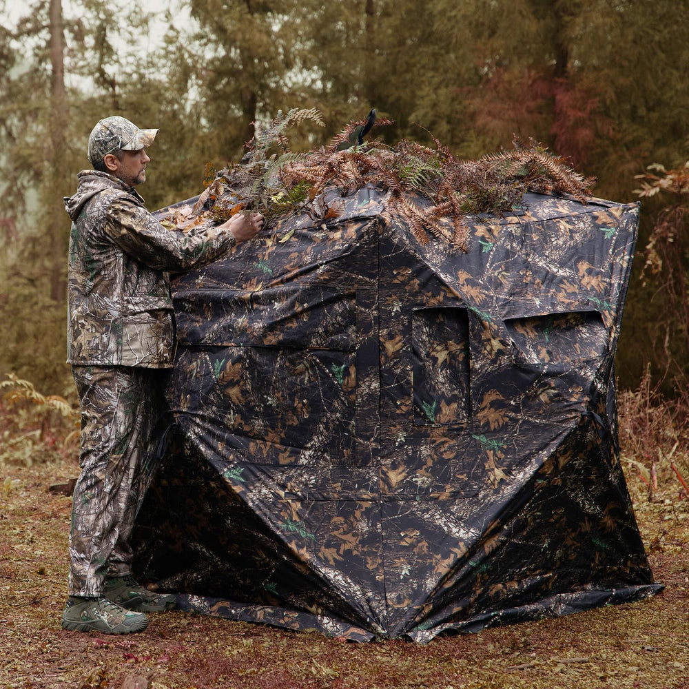 GearOZ ground blind features waterproof fabric for all-weather use