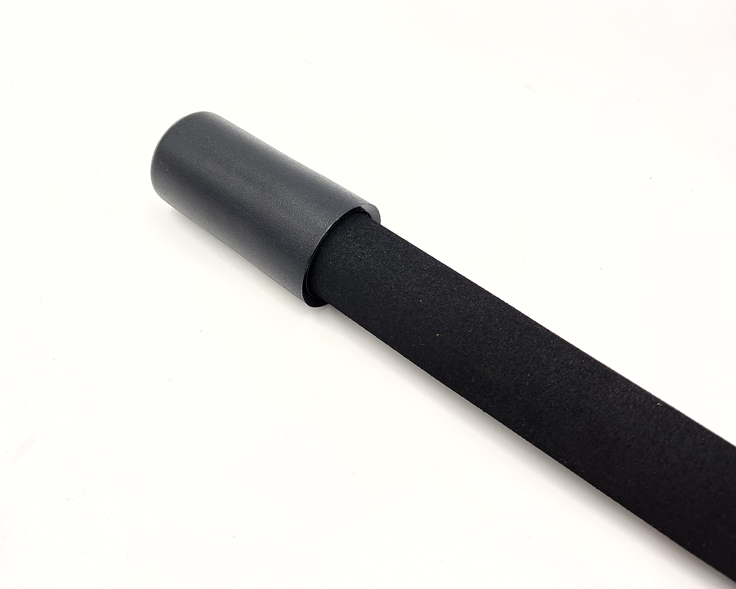 Generic unisex-adult butt cap; versatile for a wide range of anglers.