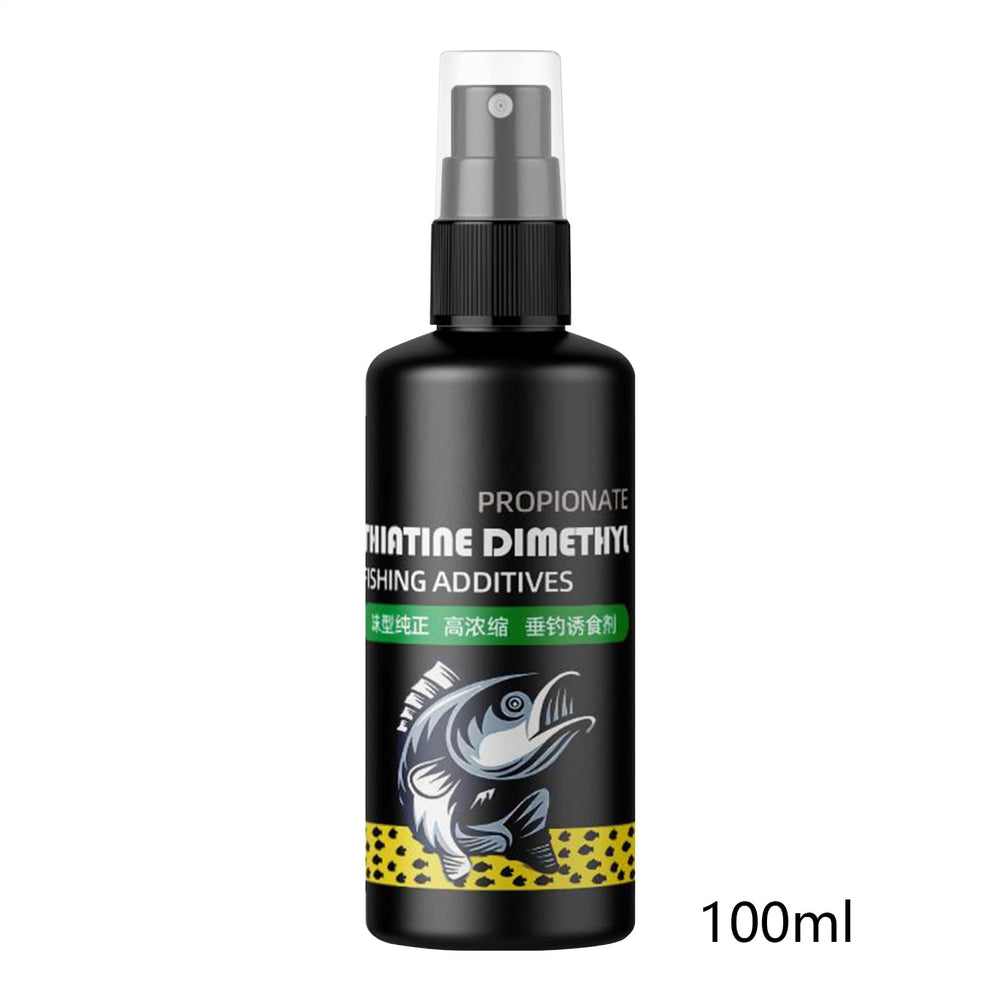 Label close-up showing volume and dosage guidance on the attractant bottle.