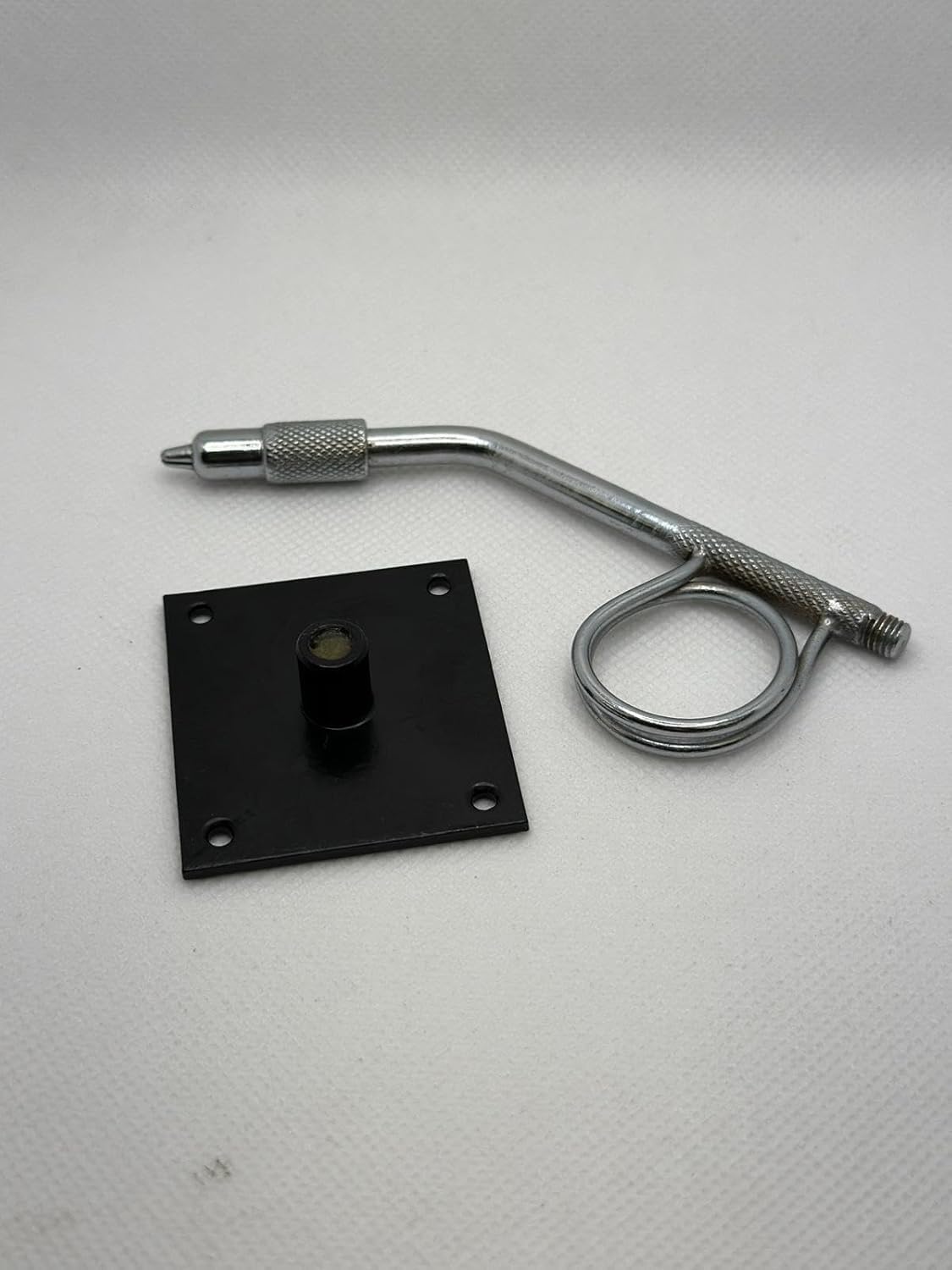 Generic Fly Tying Vise ready for on-water or stream side tying.