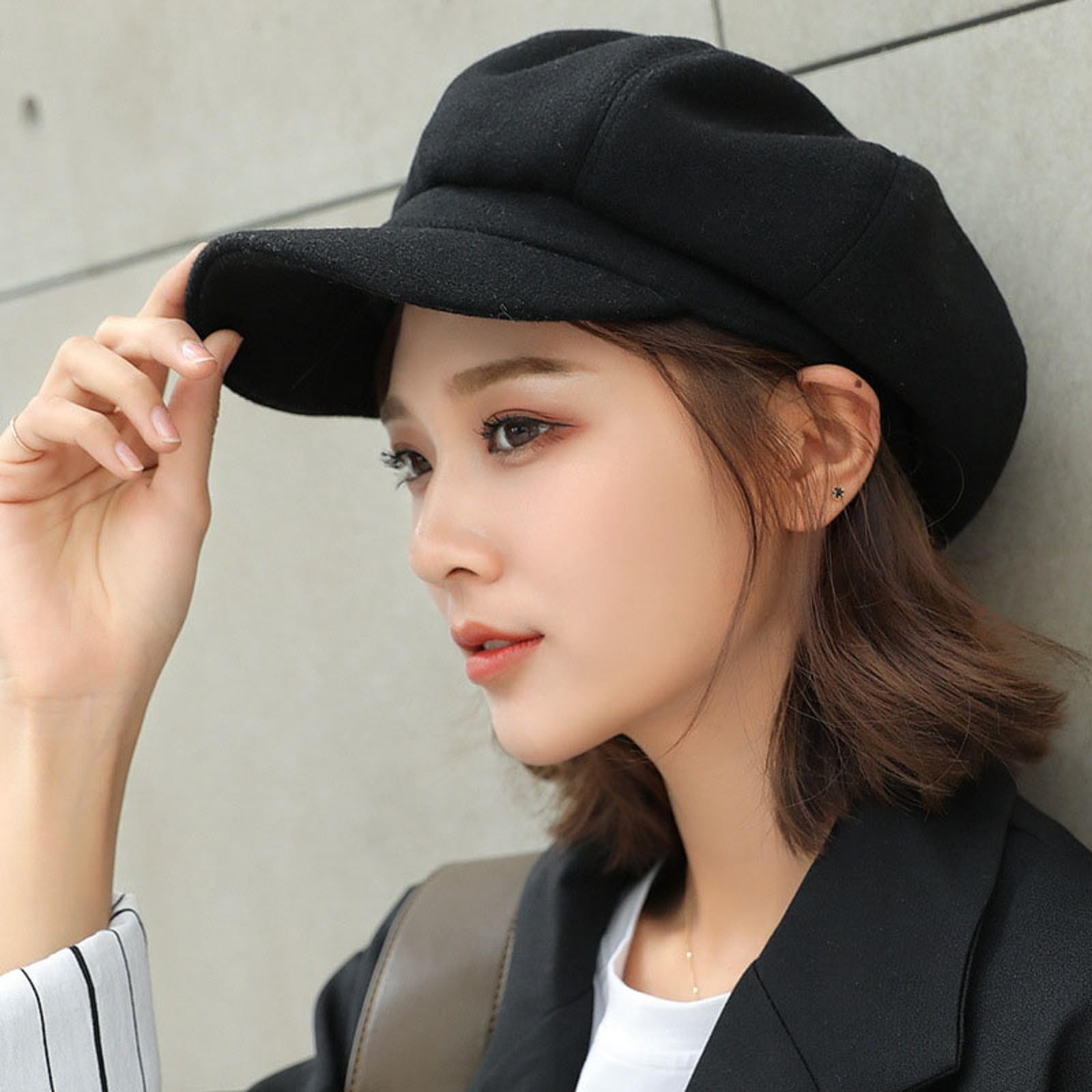Generic Newsboy hat back view, balanced silhouette with subtle puff.