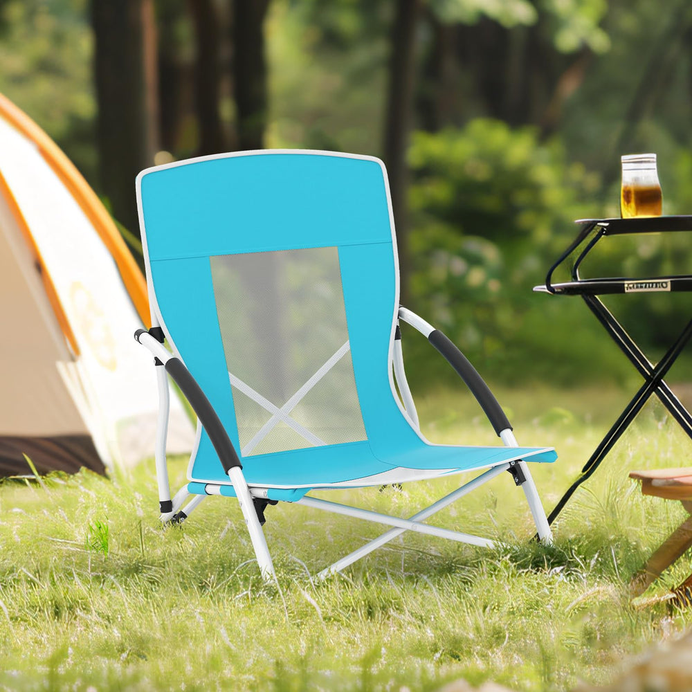 Giantex robust X-frame for durable outdoor seating