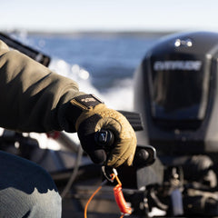 Glacier Glove Alaska Pro Thinsulate lining traps heat while staying flexible.