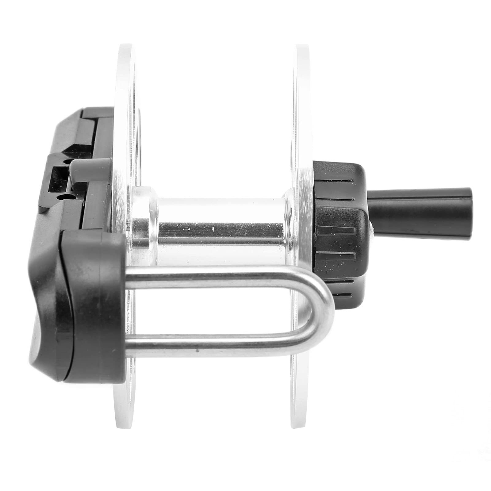 Marine-environment-ready construction helps resist corrosion during outings.