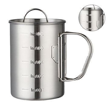 Glomora cup lid securely seals hot drinks for spill-free outdoor sipping.