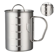Glomora cup lid securely seals hot drinks for spill-free outdoor sipping.