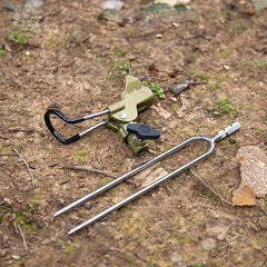 Ground stake design for stable placement in mud and sand