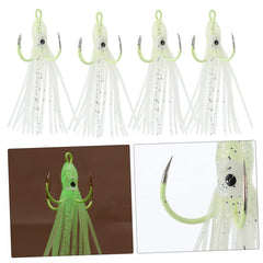 GOOHOCHY luminous fishing hook provides smooth catches with less snag risk.