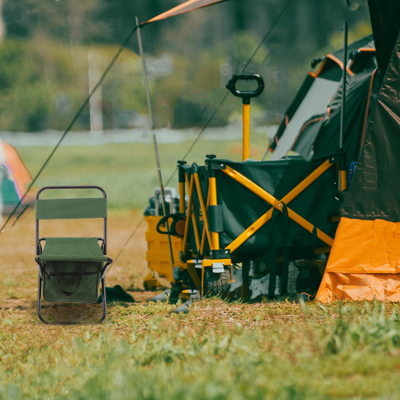 GOOHOCHY lightweight camping chair designed for portability and comfort