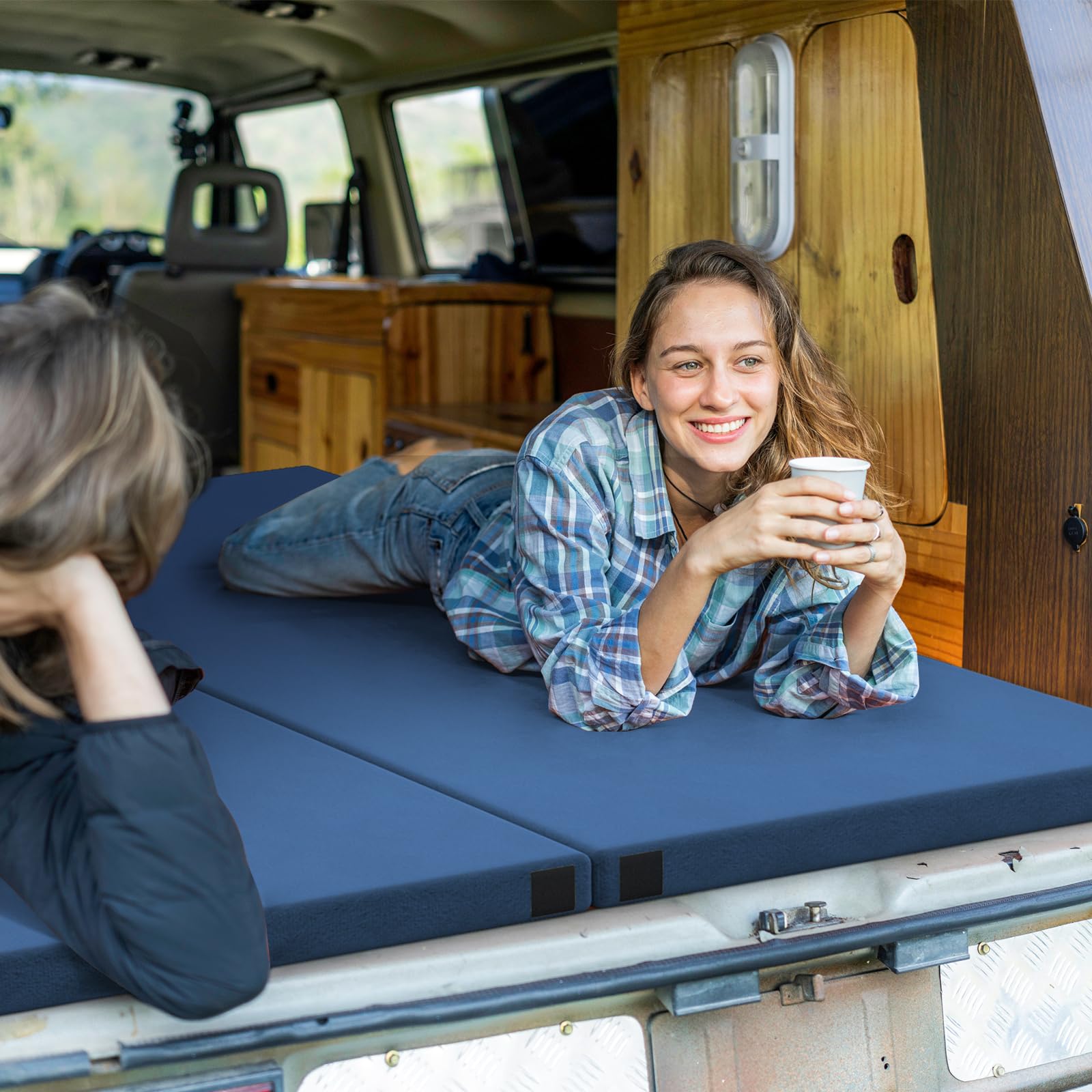 Goplus waterproof short plush cover keeps warmth and dryness outdoors