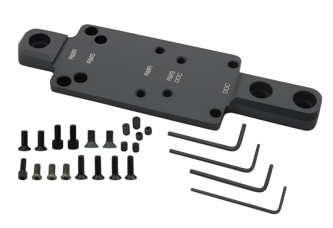 Gotical red dot mount plate attached to Mossberg 500 for quick sight alignment
