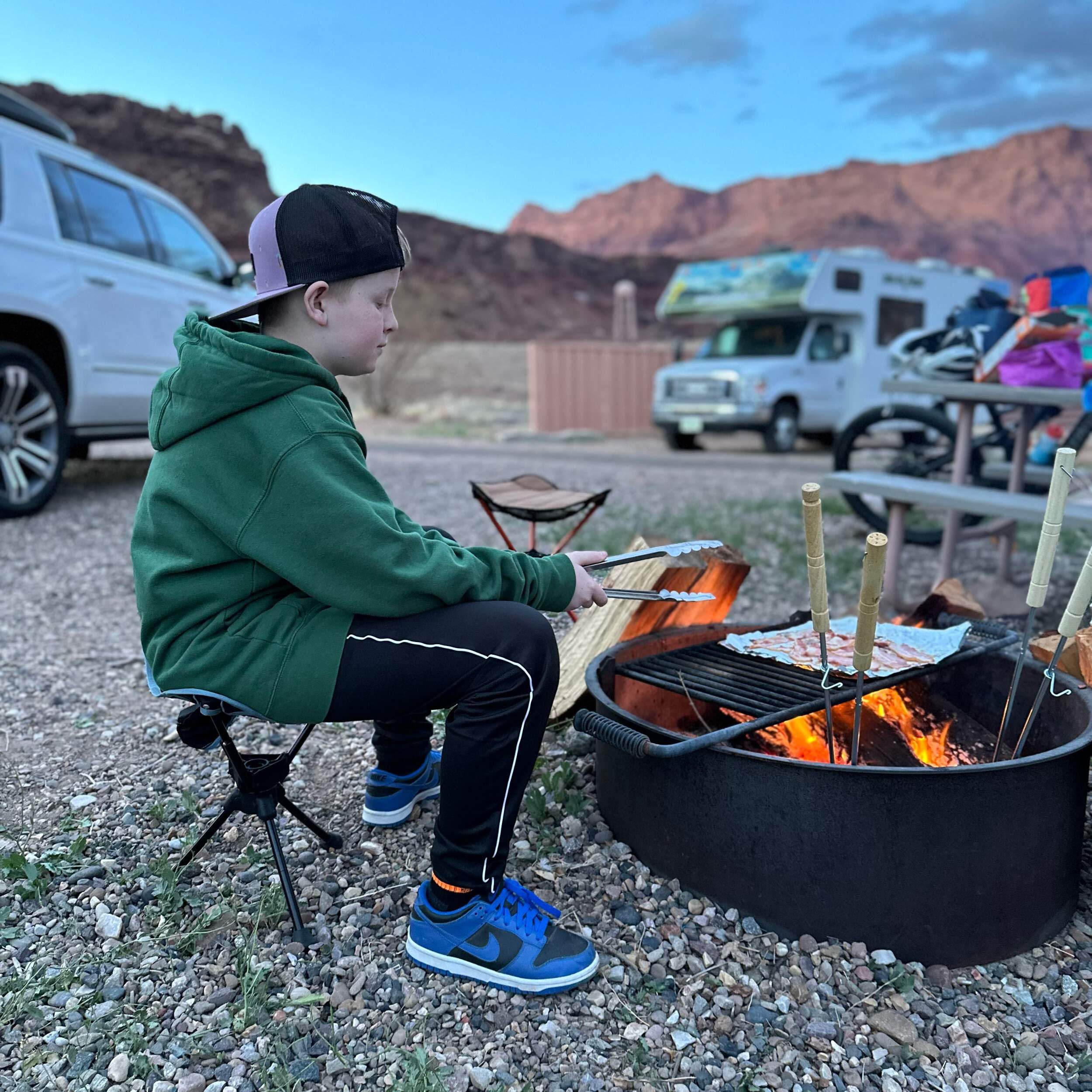 GRAND TRUNK Compass 360 UC portable stool ideal for camping and travel.