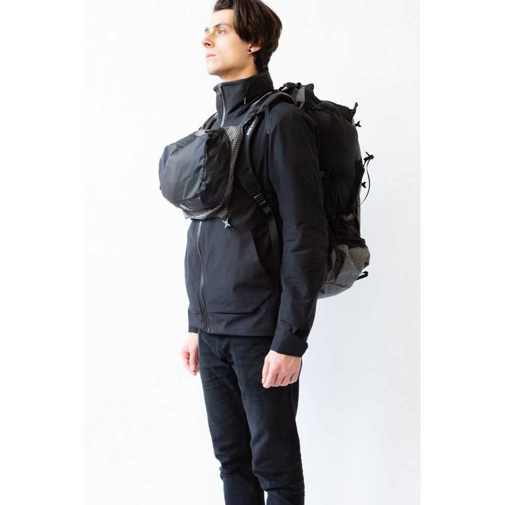 Granite Gear Blaze 60L teal accents improve visibility and style on adventures