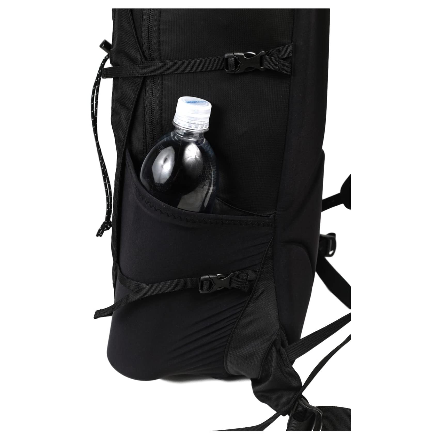 Granite Gear Dagger Ultralight Day Pack 22L hip belt hugs the waist for stability