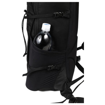 Granite Gear Dagger Ultralight Day Pack 22L hip belt hugs the waist for stability