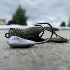 Great Lakes Finesse Juvy Craw floating claws demonstrate lifelike motion.