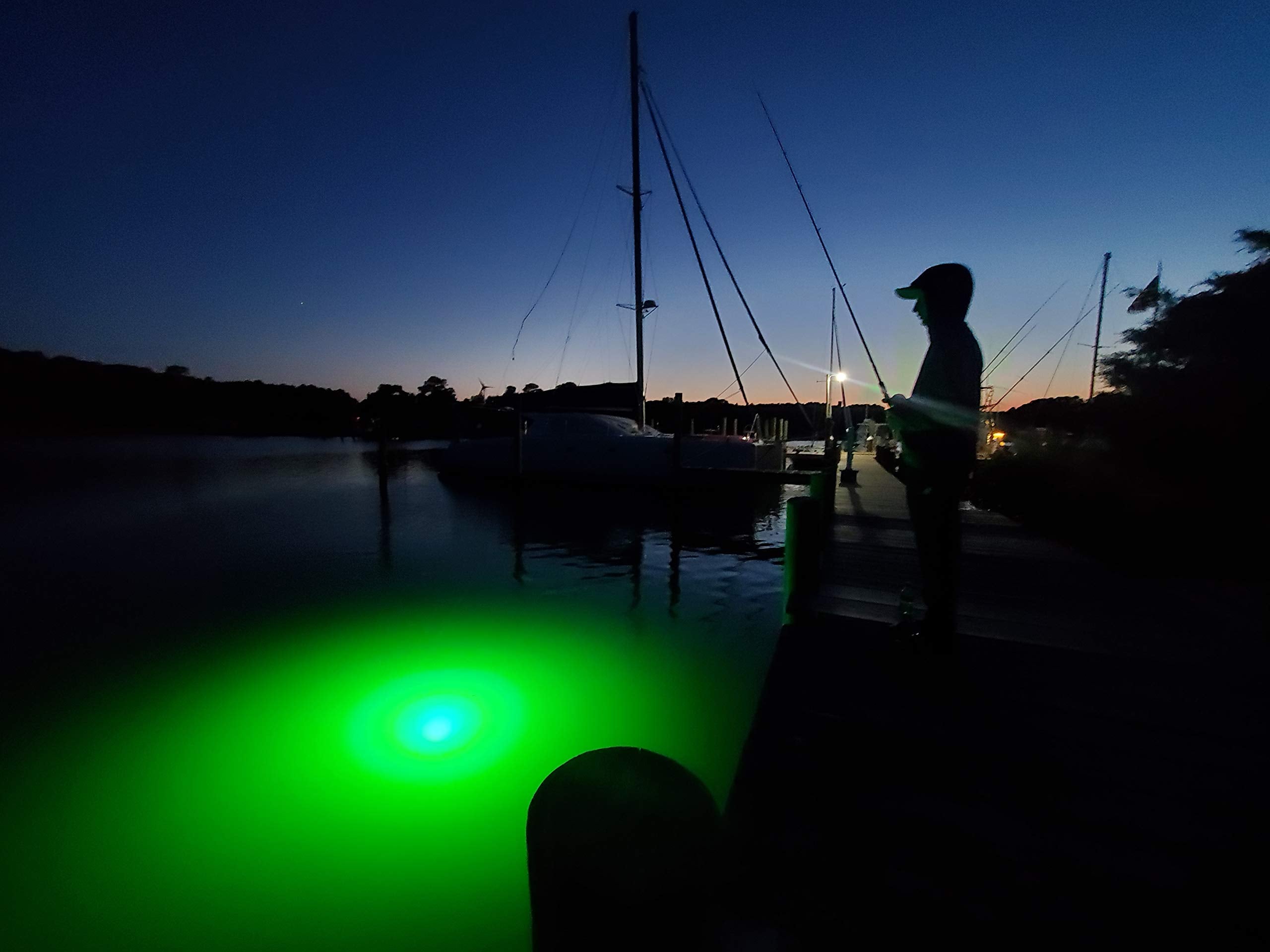 Green Blob Outdoors underwater light with 50-foot cord reaches distant water areas