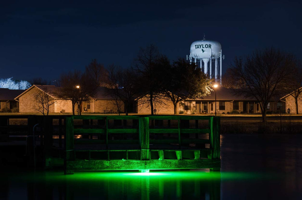 Green Blob Outdoors pond illumination with underwater light improves nighttime viewing