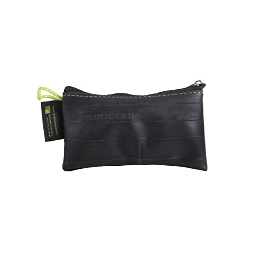 Green Guru Gear zipper detail on upcycled pouch demonstrates durable, secure closure.