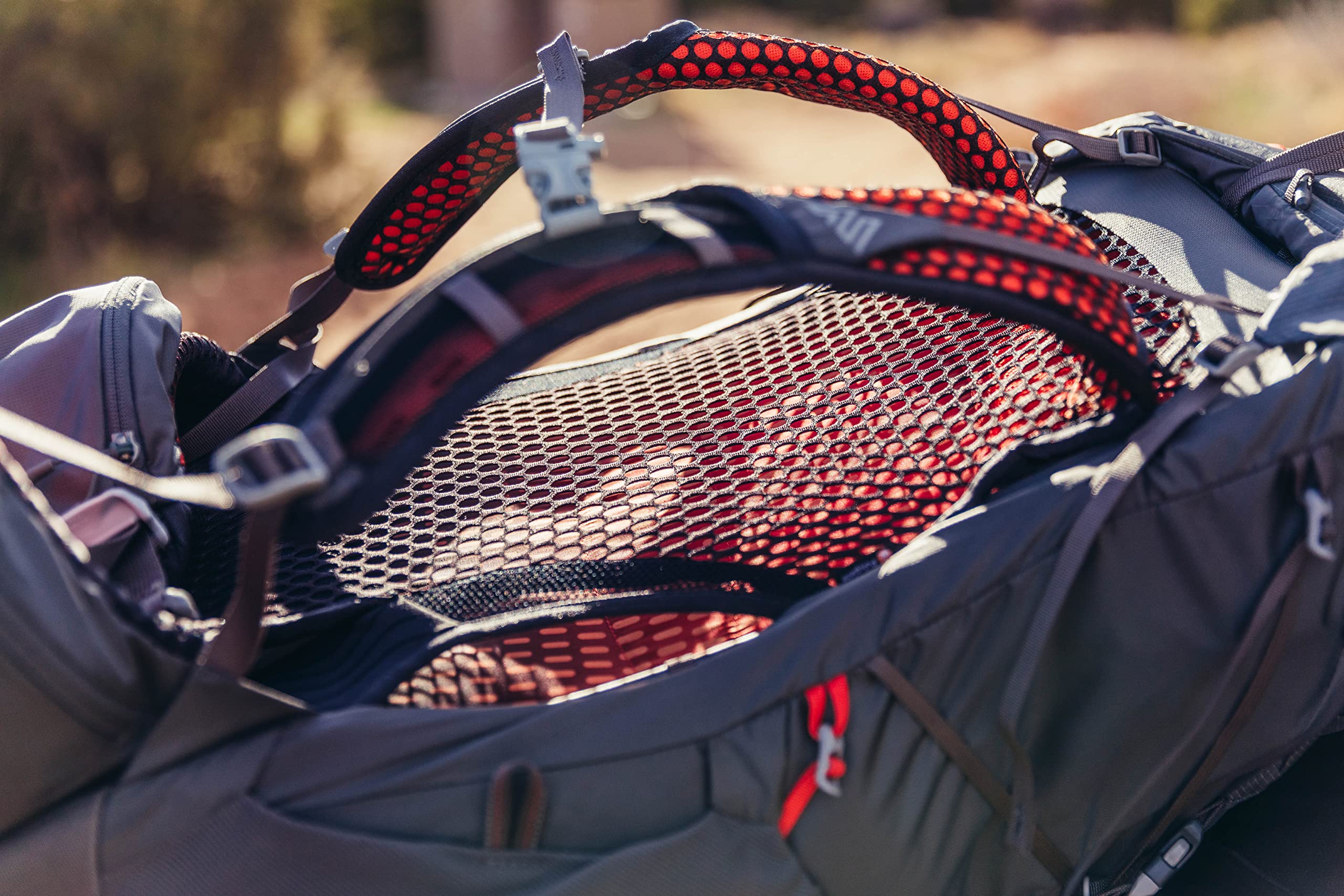 Gregory Facet 55L frame detail highlighting ultralight perimeter frame.