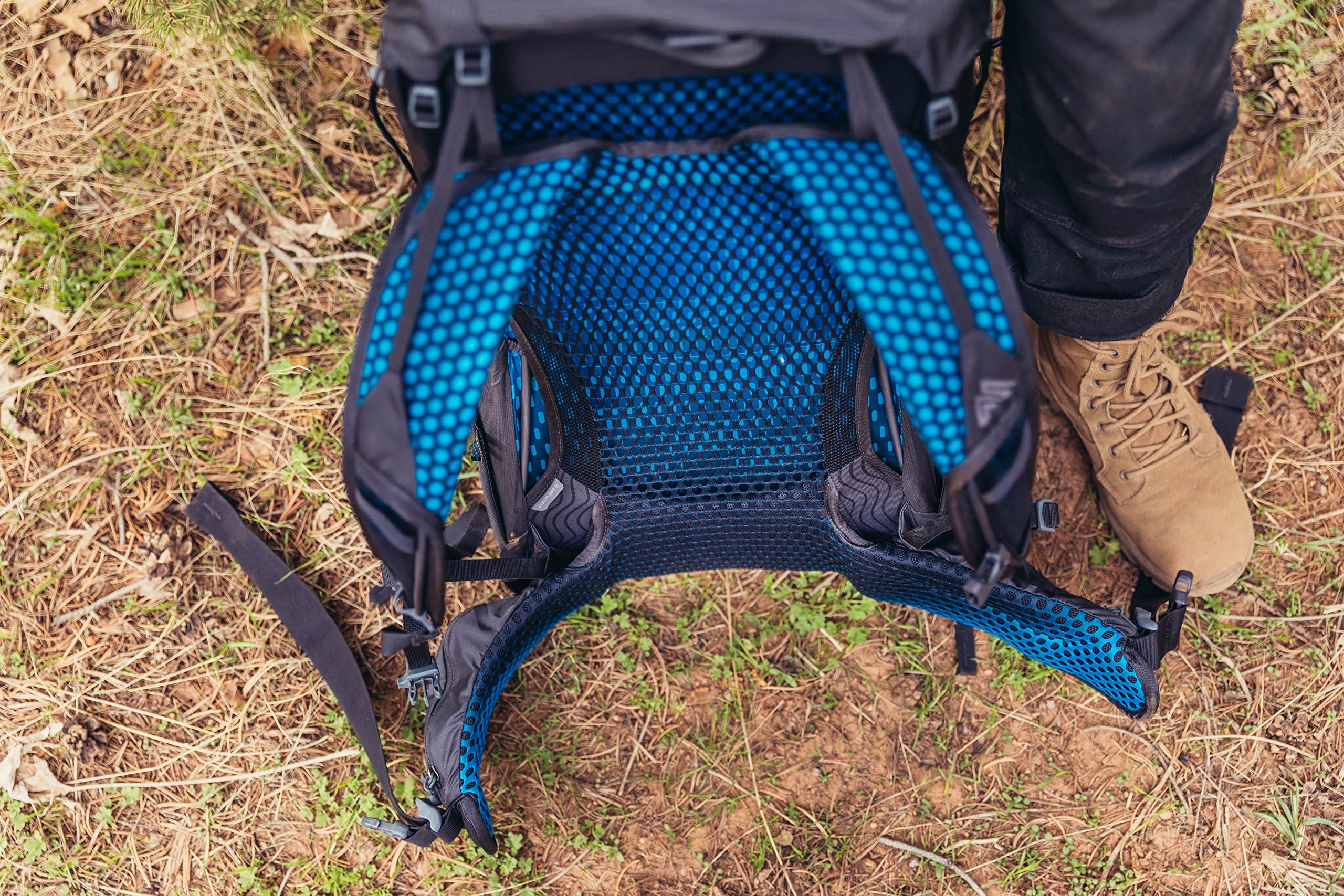 Gregory Focal 48L oversized hipbelt pockets for phones and trail essentials