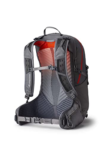 Gregory Maya 25L hydration hanger supports quick reservoir setup (reservoir not included).