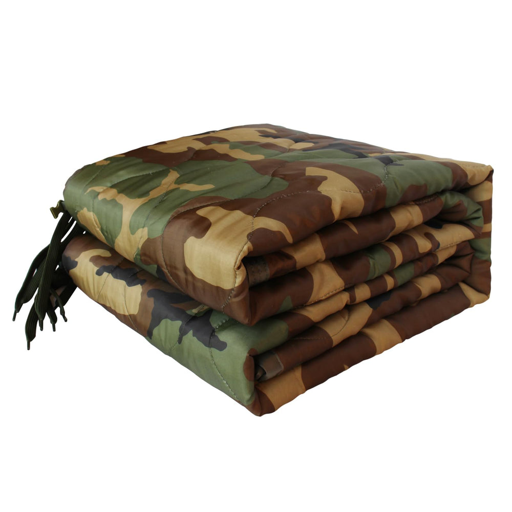 GRVCN military-blanket-durable-fabric-closeup showcases rugged, quick-drying material.