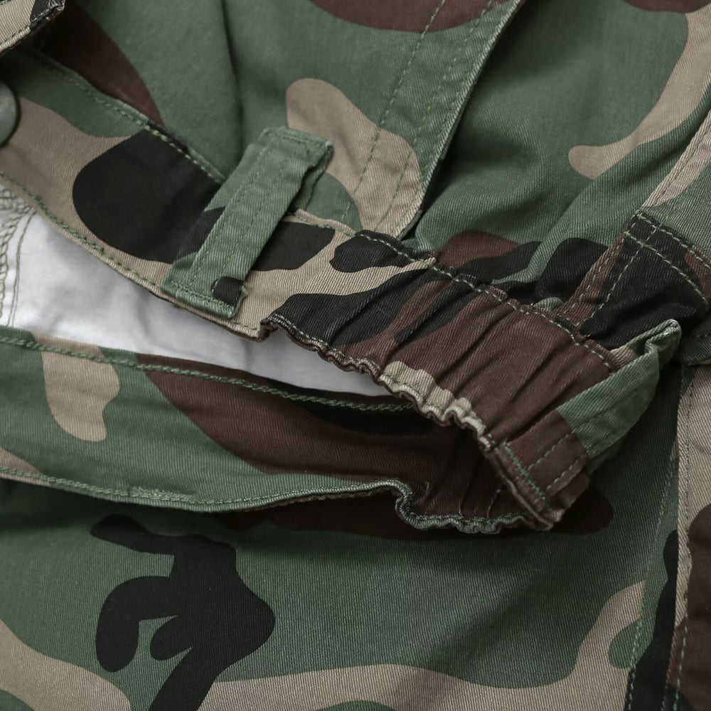 GSGGIG womens cargo pants belt-loops-closeup illustrates adjustable fit.