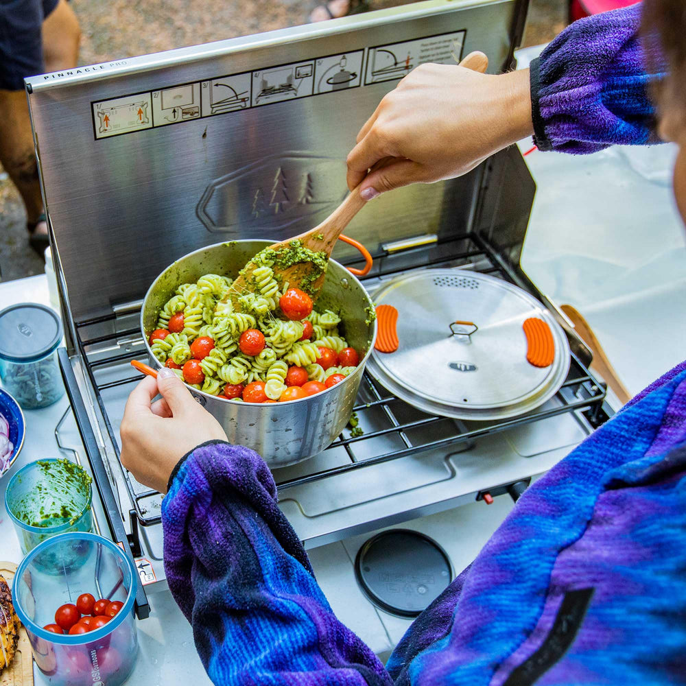 GSI Outdoors Glacier Stainless Camper 4P heat distribution enables even cooking
