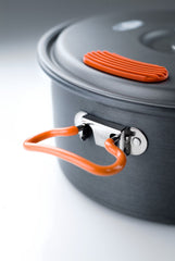 Halulite 2L pot at campsite kitchen demonstrating outdoor cooking