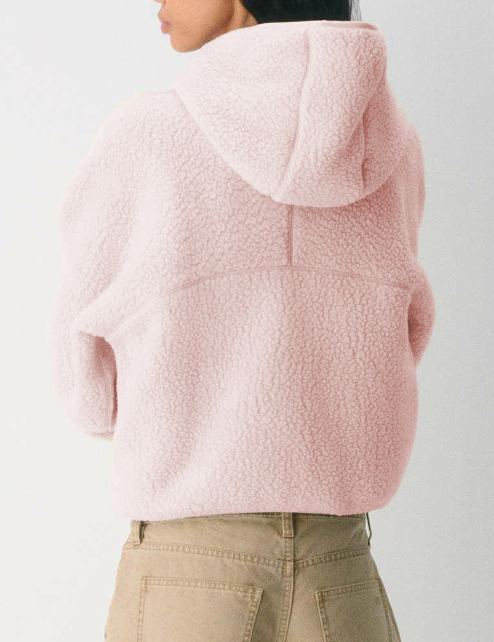 GTLIAE sherpa fleece hooded back view highlighting cropped fit and hood coverage